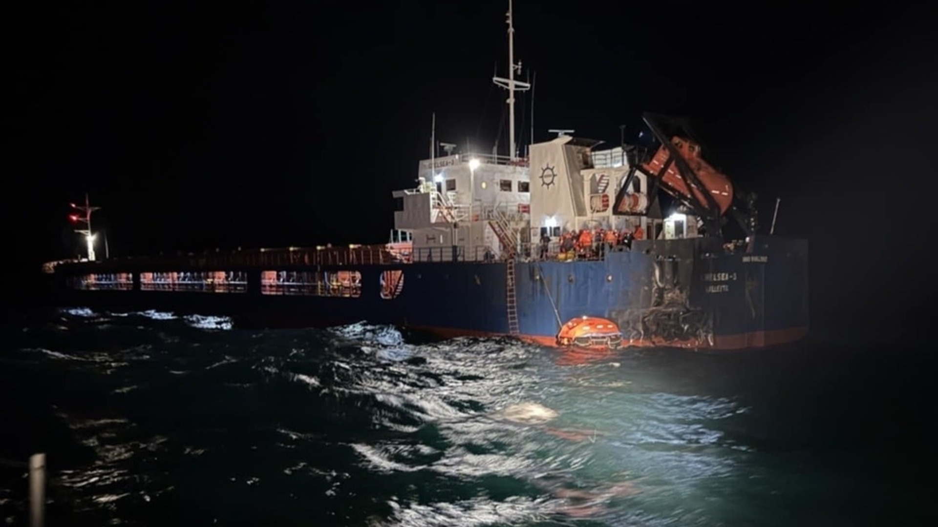 От какво имаме нужда, за да защитим Черно море от атаките с дронове: Капитан сподели