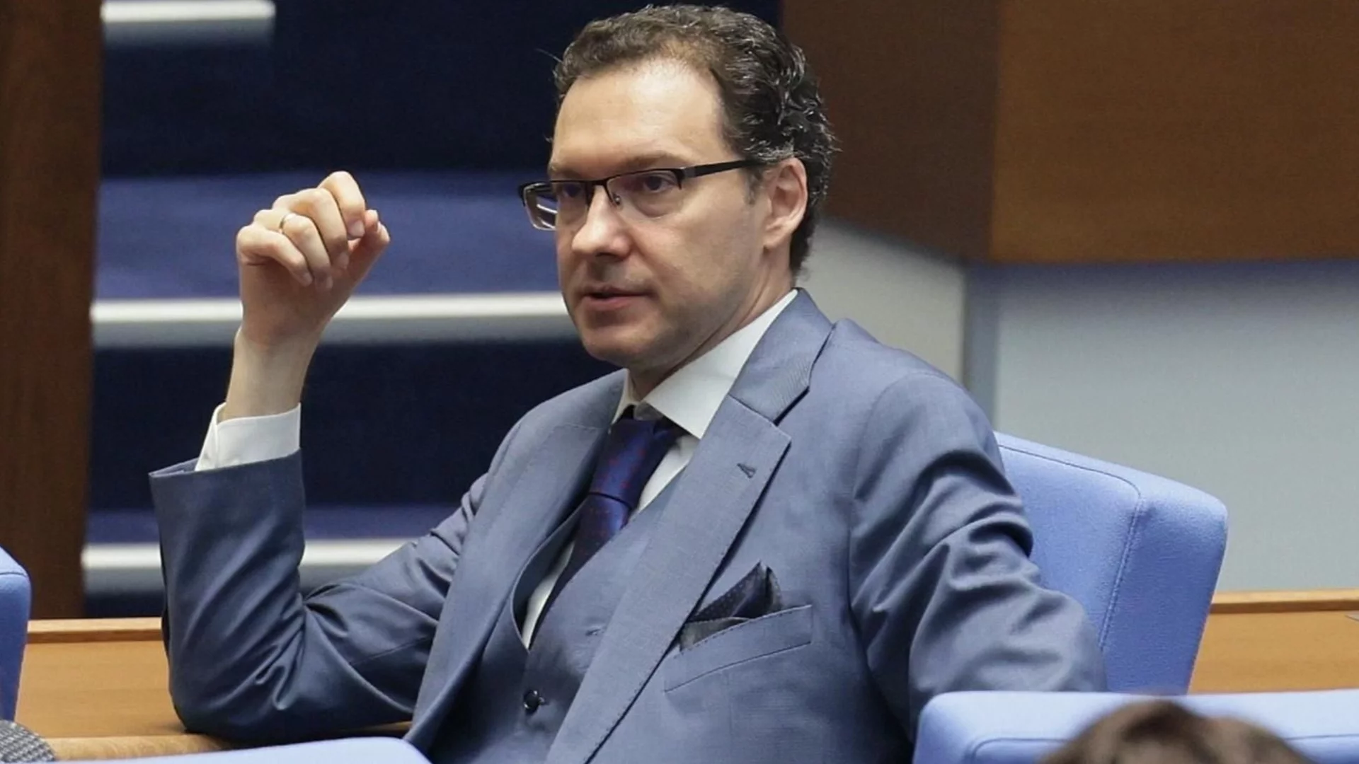 "Не е нужно да намериш на дъното дрон с надпис "Сделано в СССР", за да имаш позиция": Митов предупреди какво следва за българите