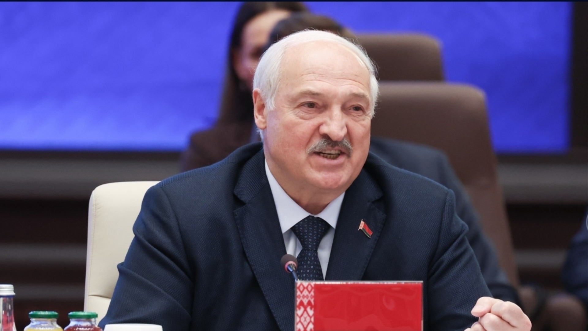 Лукашенко и Песков защитиха Зеленски от Тръмп (ВИДЕО)