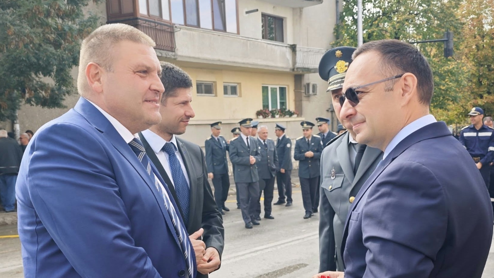 Представители на местната власт участваха в откриването на обновената сграда на Пожарната в Плевен