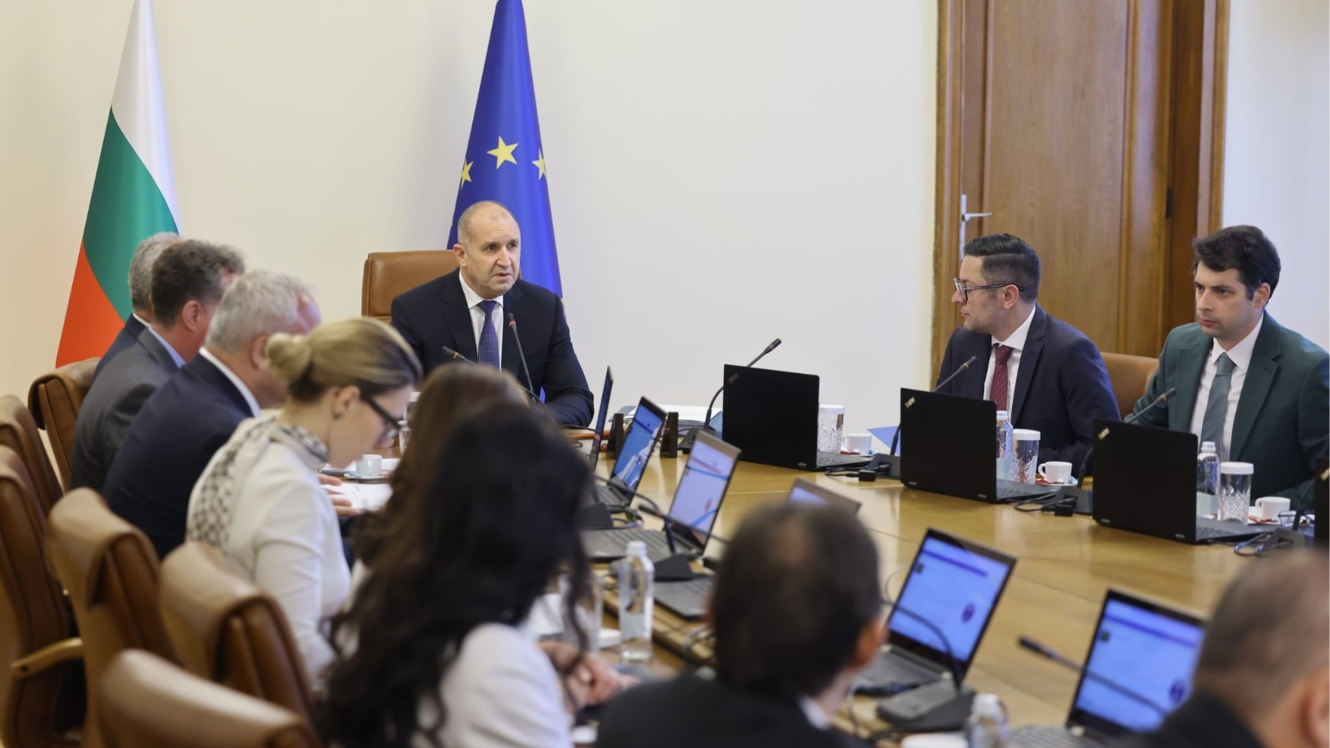 Най-важните новини за деня: 16 октомври 2026 г.