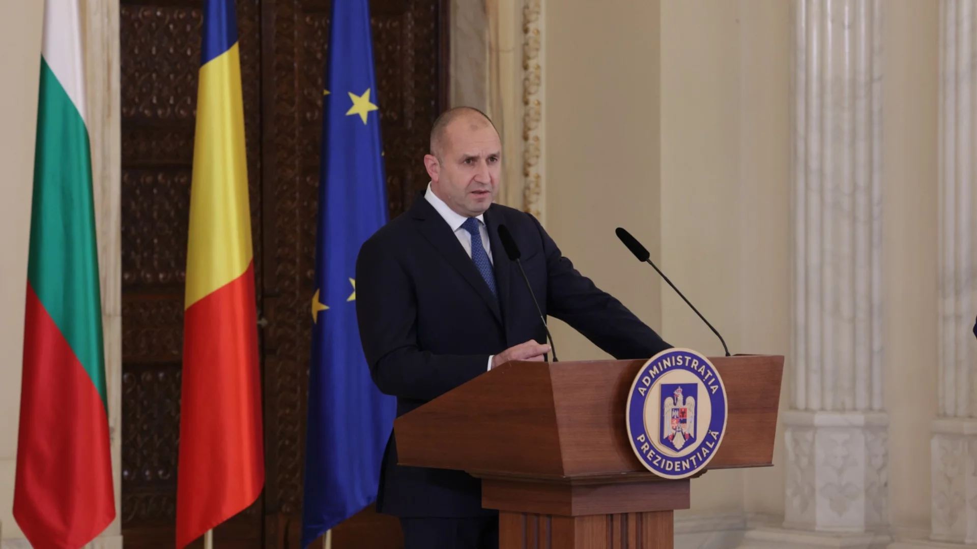 "Пари/помощ ми дай, аз акъл си имам": Анализ на различния подход на България и Румъния в НАТО и ЕС