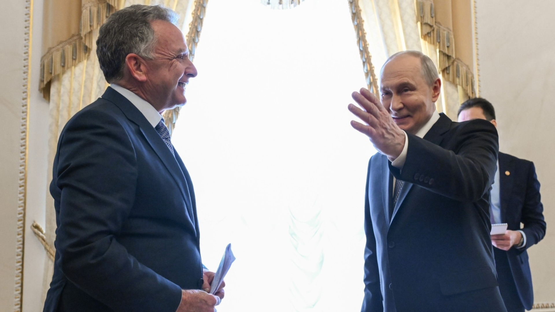 Среща поредна с Уиткоф: Путин е готов на всичко за мир ... в Иран (ВИДЕО)