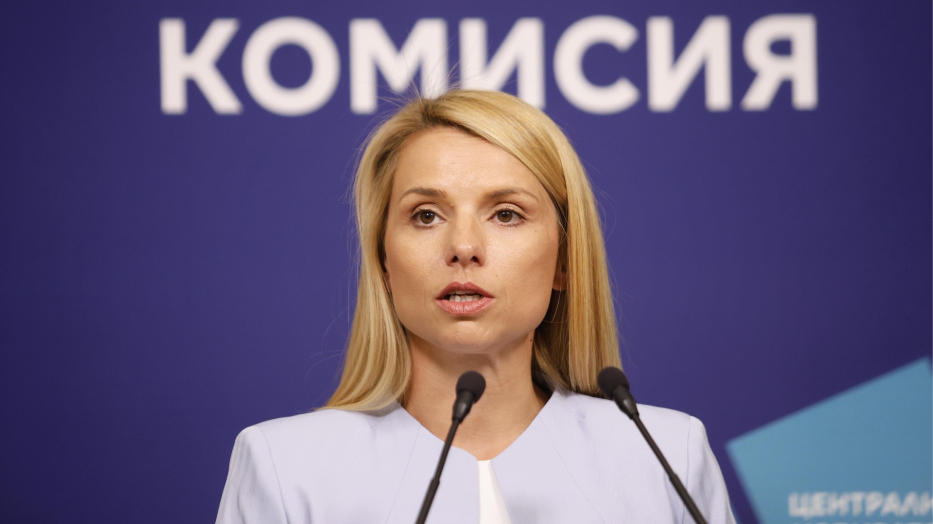 ЦИК: Гласуването с машина отнема под минута, разписките задължително се подпечатват