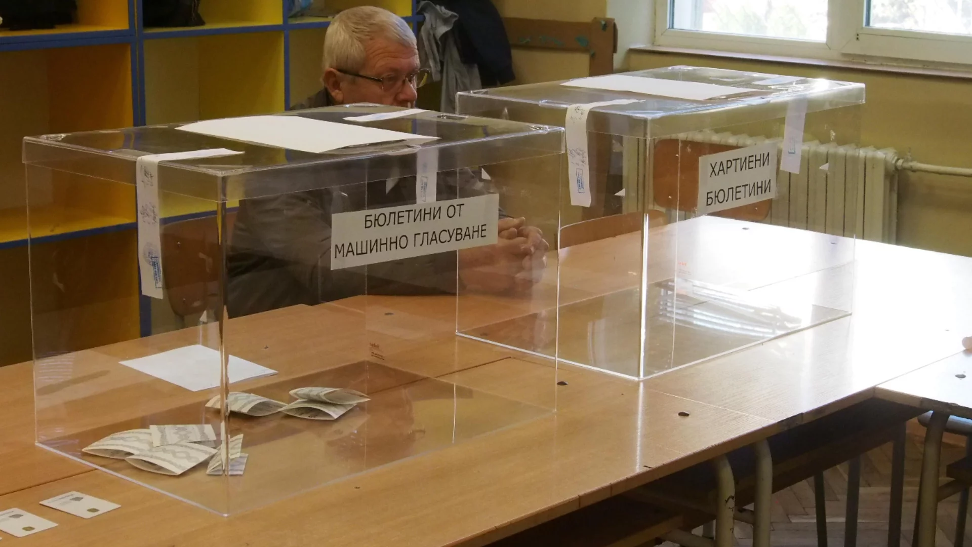 "Алфа Рисърч": Подкрепата за Йотова значимо спада, Гюров и Костадинов се радват на растеж