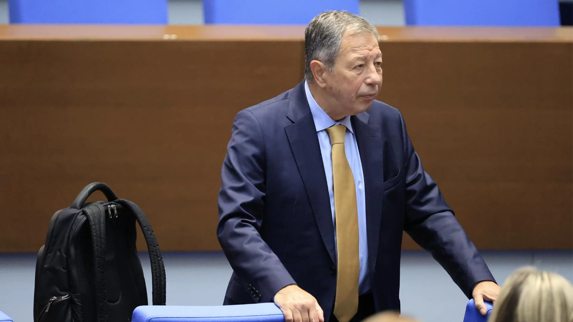 "НСО прекали със силата, Колтуклиева наруши реда": Двойната грешка според ген. Миланов