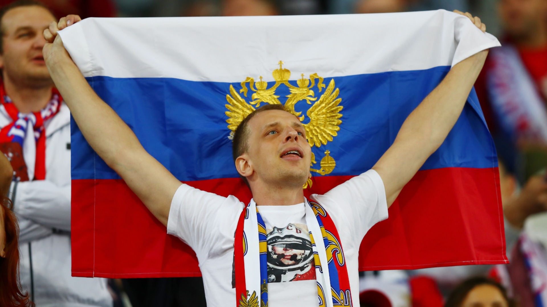 Русия се завърна на международната сцена във футбола с гръм и трясък