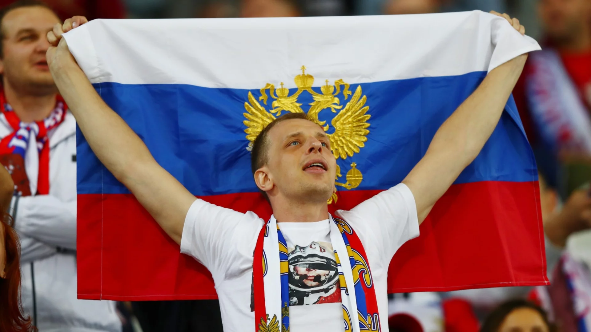 Русия се завърна на международната сцена във футбола с гръм и трясък