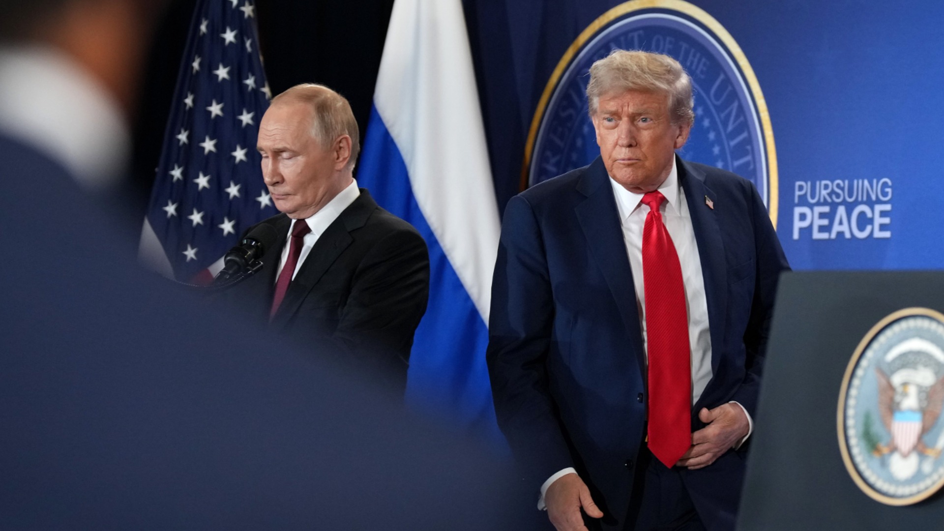 Кой иска мир и кой - капитулация: "Хуманистът" Путин говори за военна победа, Мъск в ролята на негов агент, а Тръмп с нова нелепа идея (ОБЗОР - ВИДЕО)