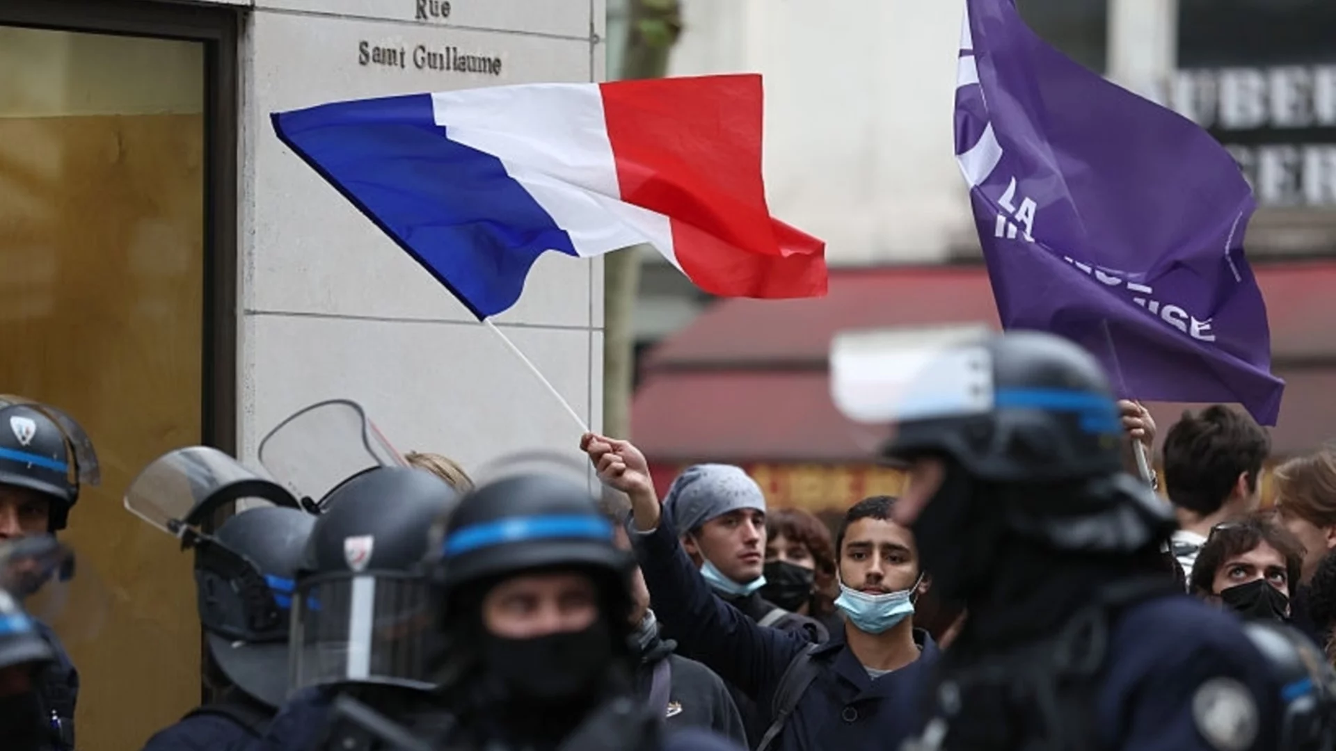 Parcoursup - причината за протестите във Франция, която остана на заден план (ВИДЕО)
