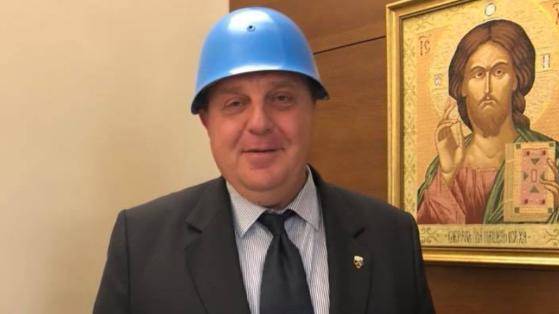 Каракачанов: 900 000 гласа за г-жа Йотова - те не са изгубени, те не излязоха да гласуват