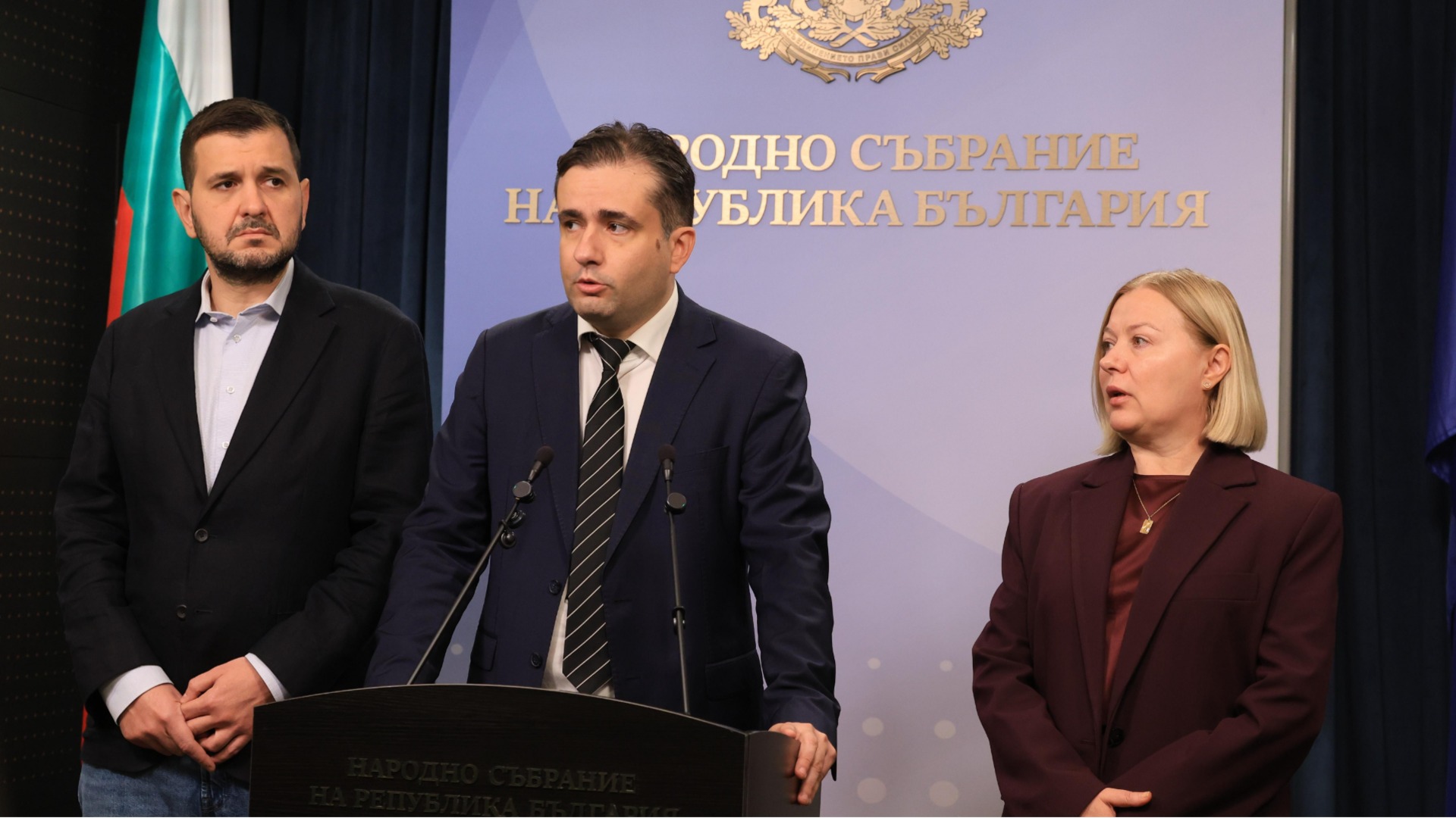 ДБ внася декларация срещу изпращането на български войници в Украйна (ВИДЕО)