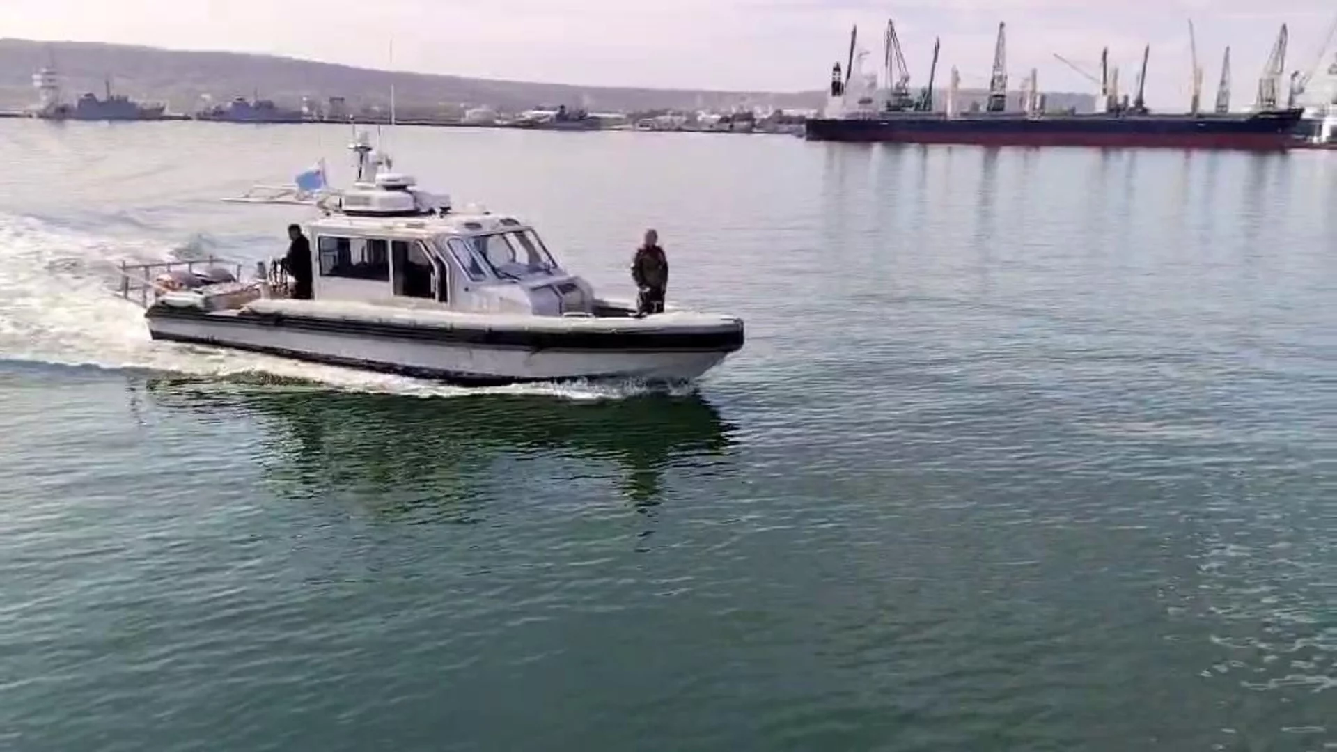 Моряците от ударения край нос Калиакра кораб са спасени