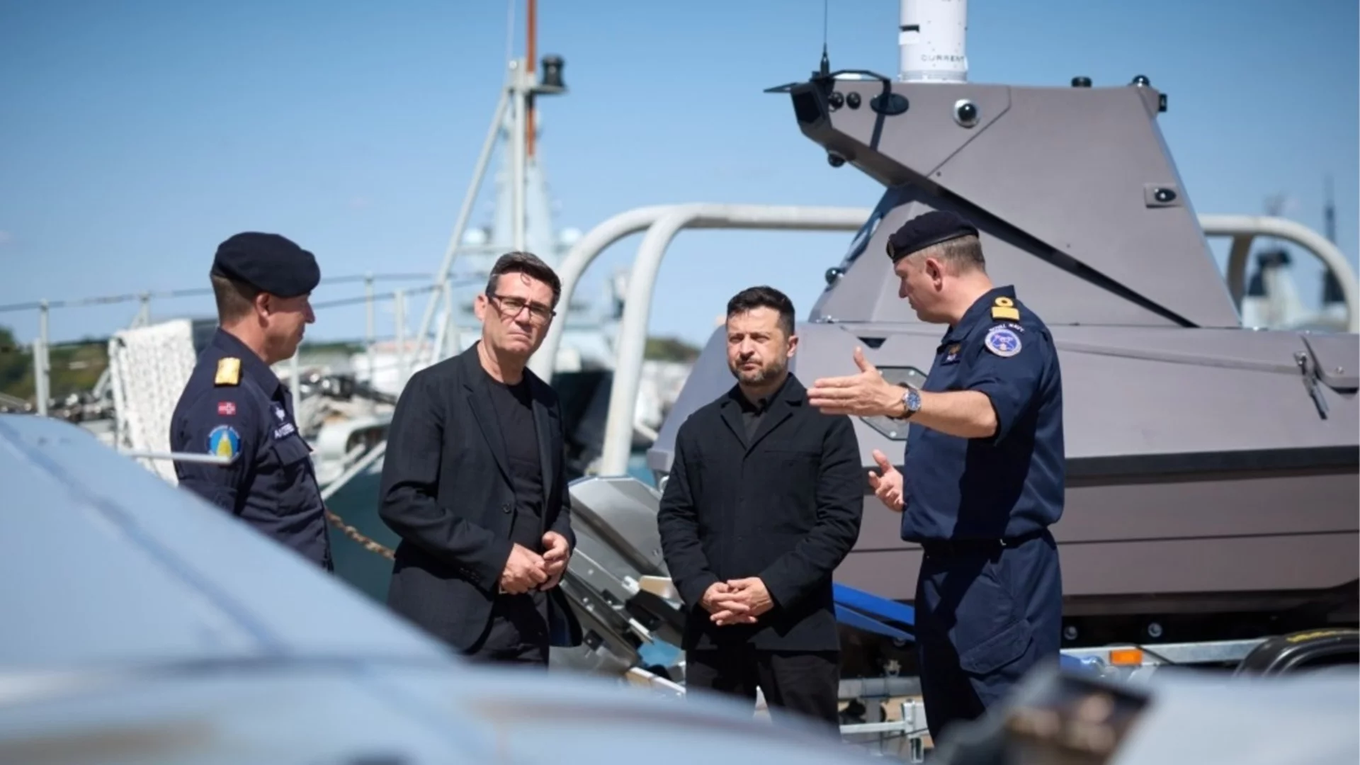 Великобритания обяви рекорден пакет военна помощ за Украйна