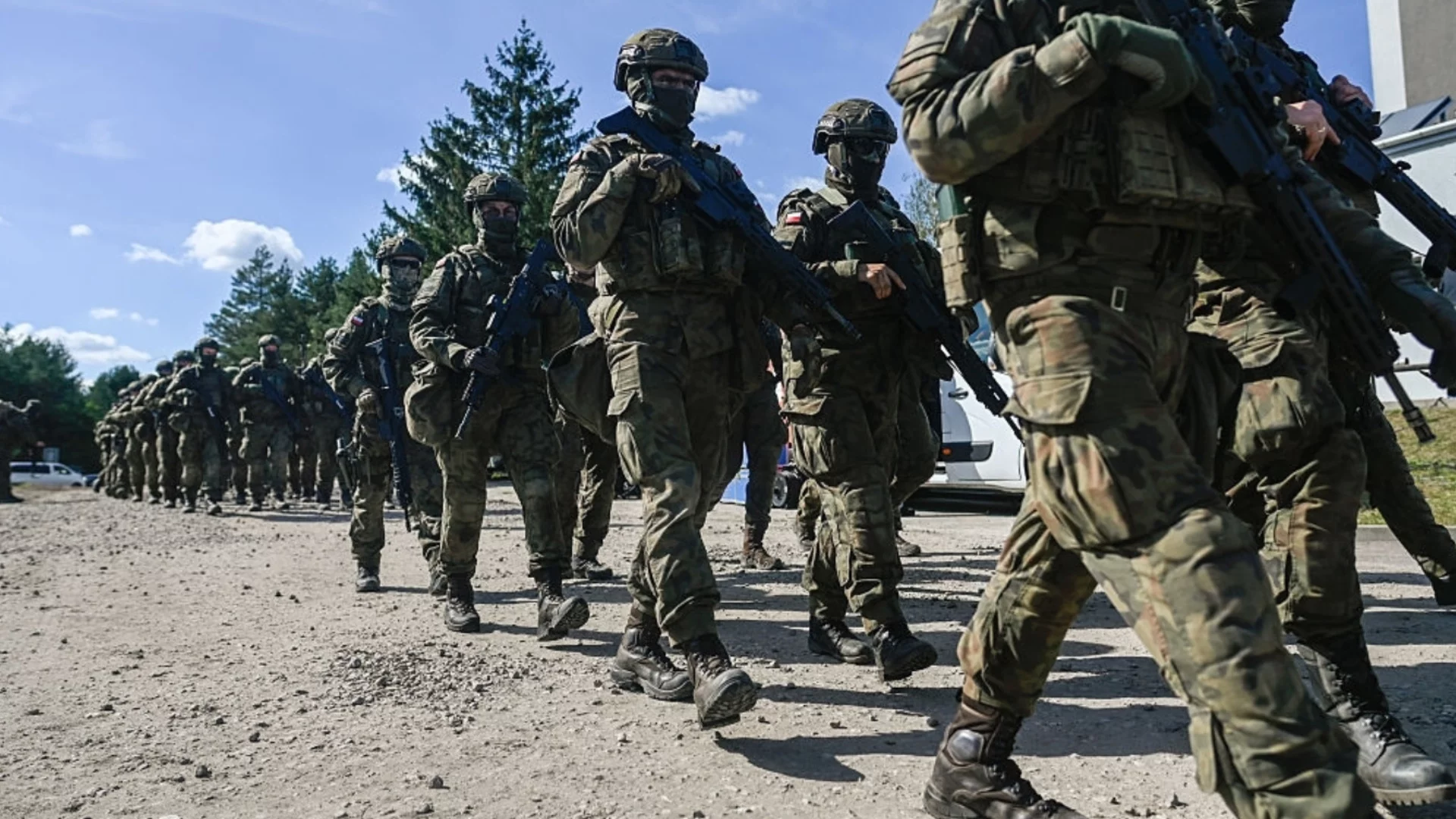 Европейски федерални щати вместо ЕС: Първата реформа е да има една армия