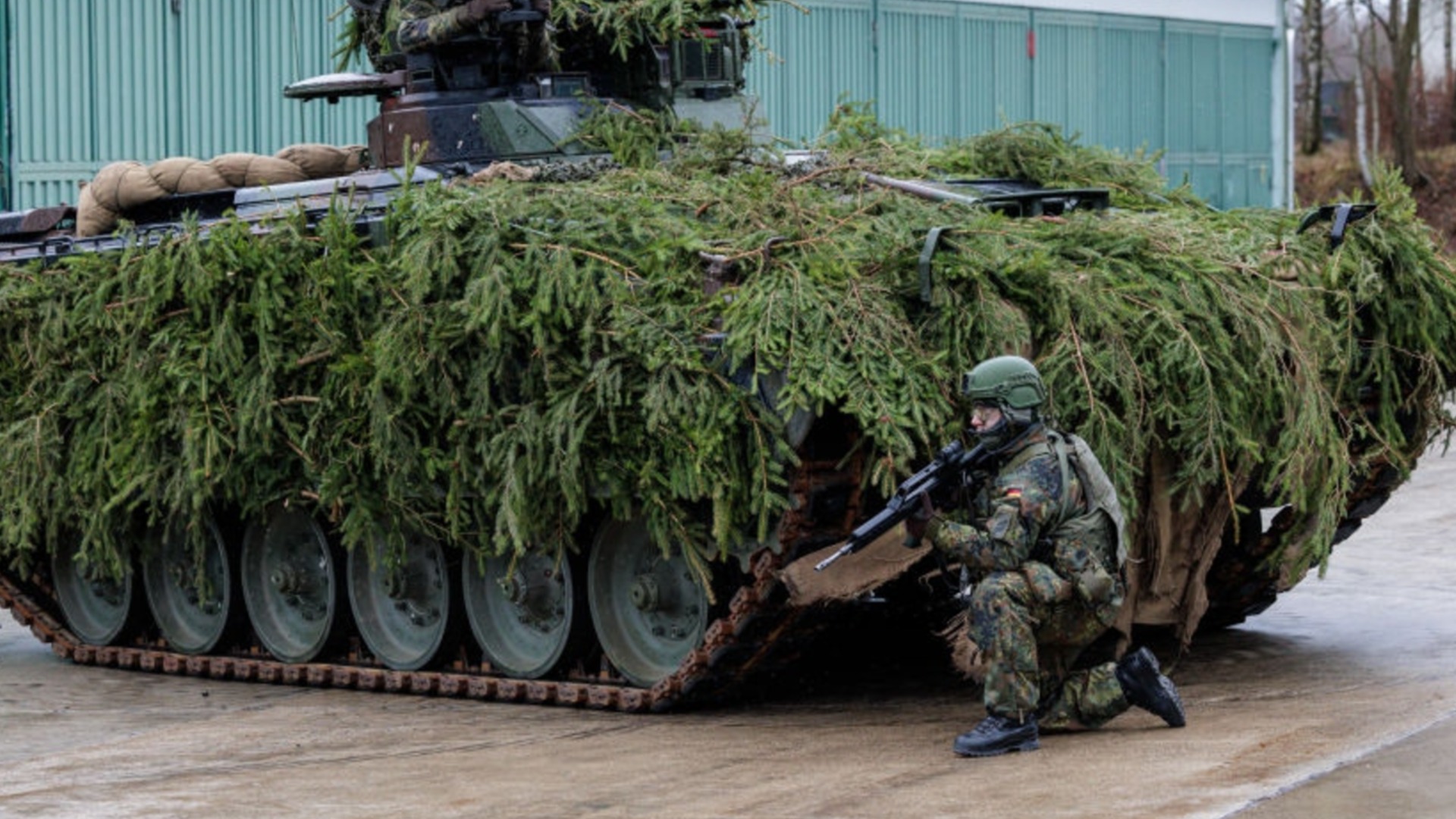 През ноември: Военна техника ще се придвижва по пътищата в България