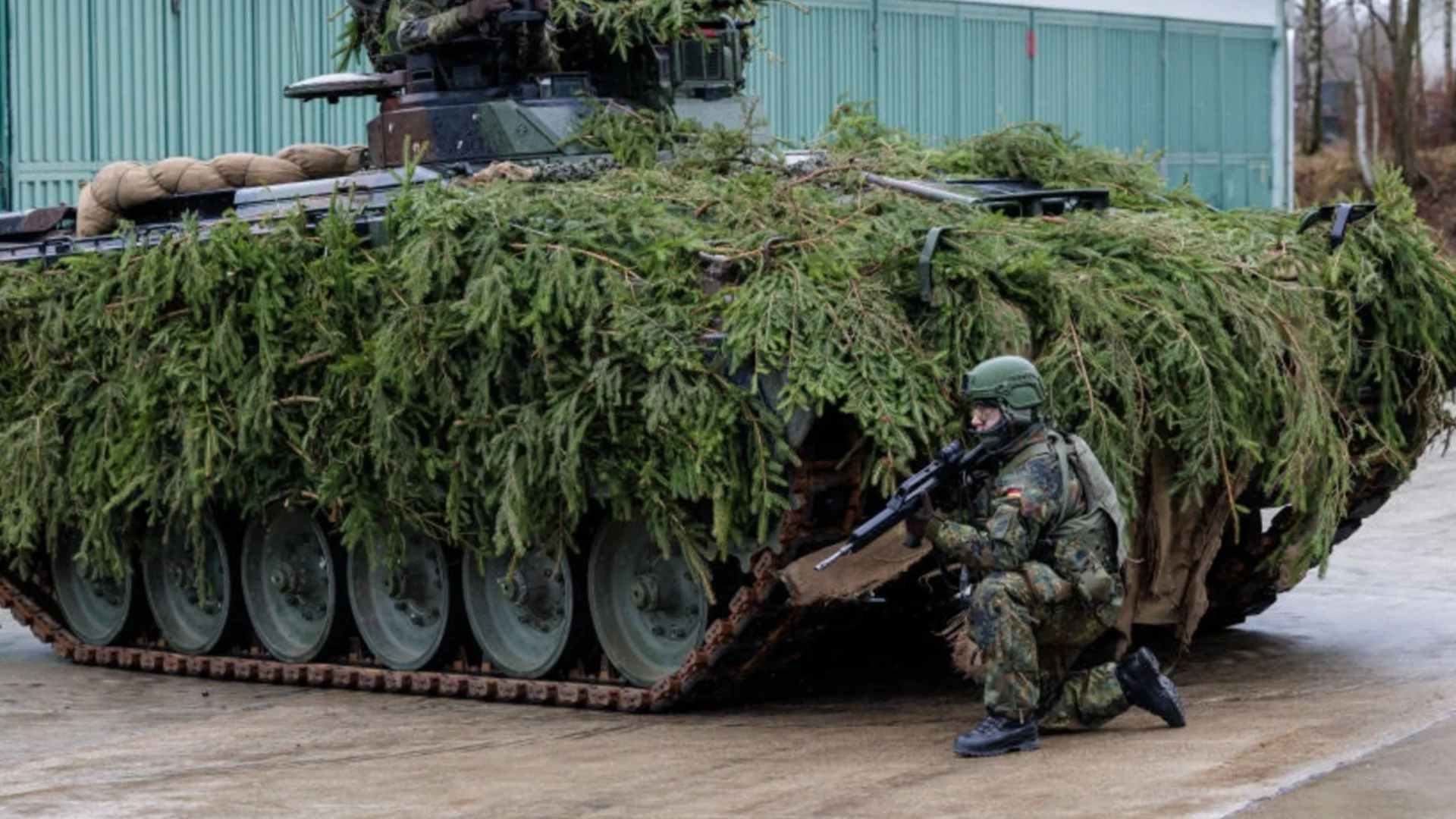 През ноември: Военна техника ще се придвижва по пътищата в България